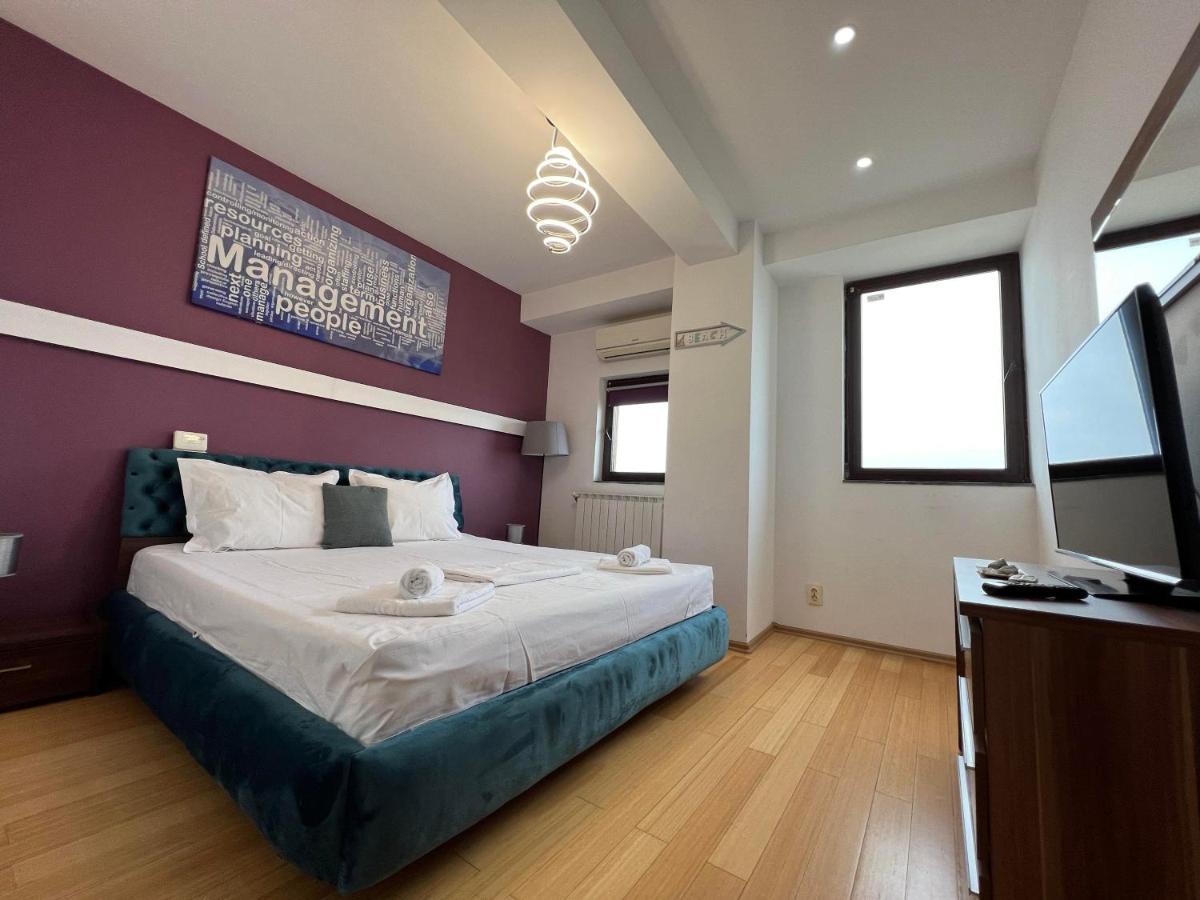 Bari Luxury Residence Mamaia Exteriör bild