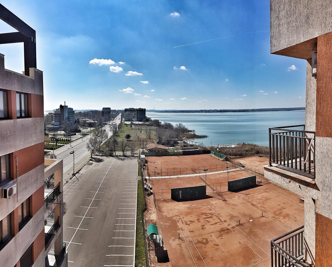 Bari Luxury Residence Mamaia Exteriör bild